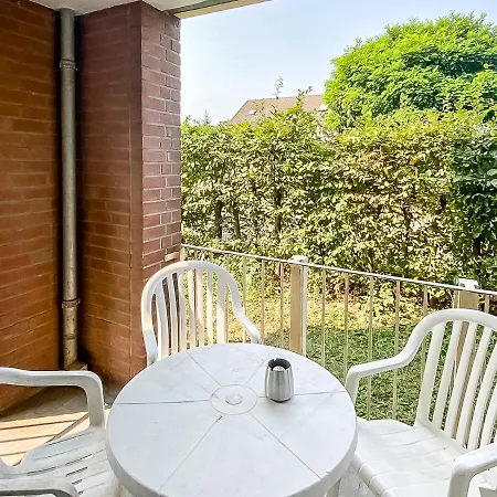 Flat4short Apartmán *