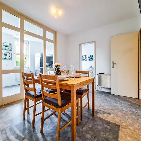 Flat4short - Free Parking Dormagen